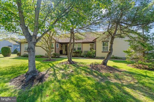 1 Rothwell Dr, MONROE TOWNSHIP, NJ, 08831-4758 | Card Image