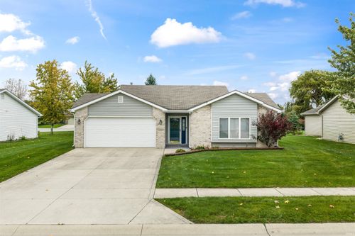 15822 Grand Willow Blvd, Huntertown, IN, 46748-9258 | Card Image