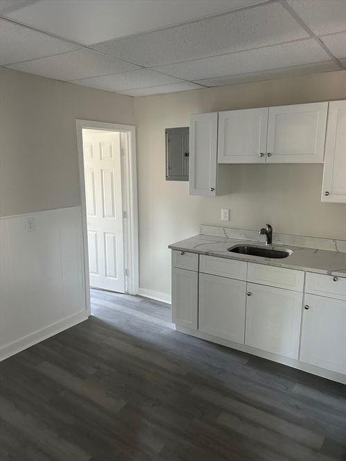 apt-2r-50 Vernon St, Worcester, MA, 01610-1961 | Card Image