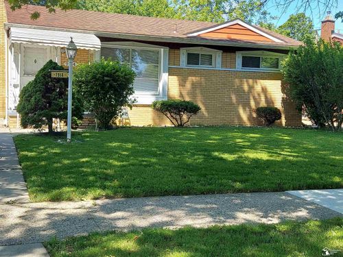 7914 Campbell Street, Taylor, MI, 48180 | Card Image