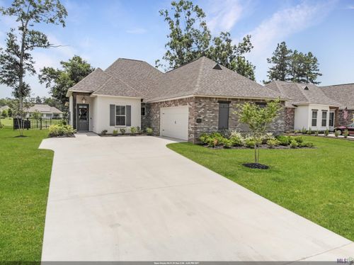 23342 Cypress Cv, Springfield, LA, 70462-2300 | Card Image