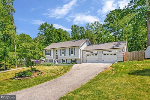 9017 Megan Cir, Owings, MD, 20736-9553 | Card Image