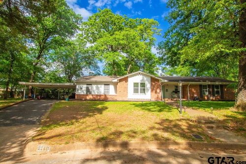 2110 Inwood Cir, Tyler, TX, 75701-6119 | Card Image