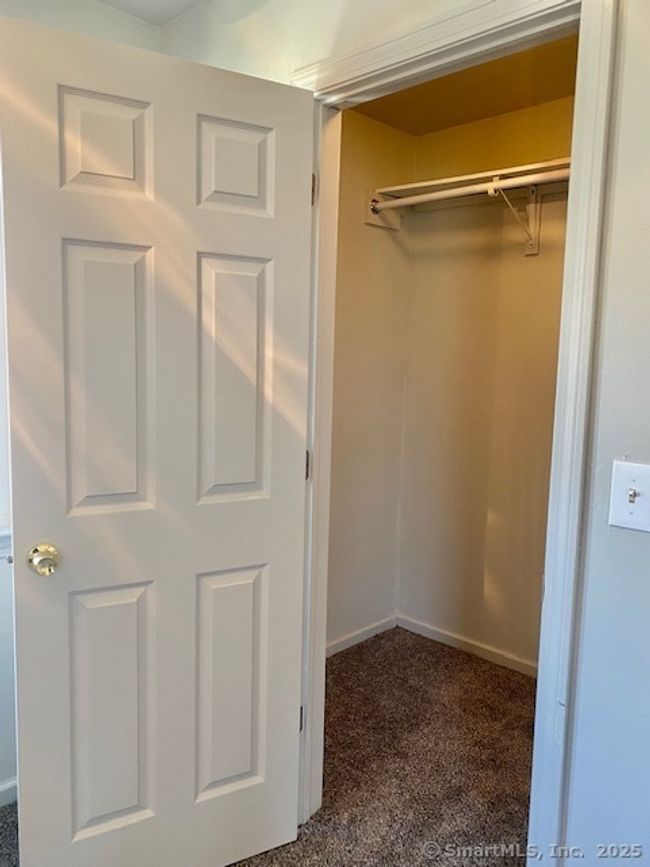 854 Burnside Ave, House other with 4 bedrooms, 2 bathrooms and 4 parking in East Hartford CT | Image 16