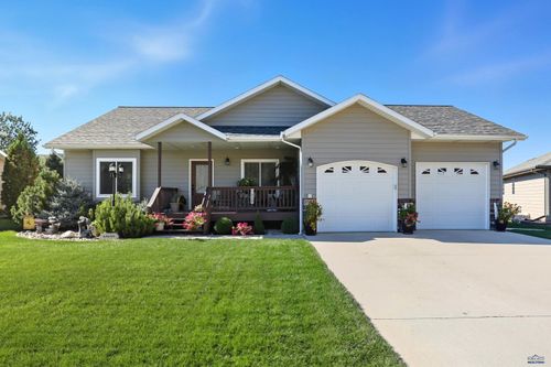 8055 Steamboat Rd, Summerset, SD, 57769-8000 | Card Image