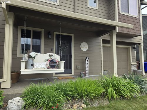 735 Garden Ct, Molalla, OR, 97038-7413 | Card Image