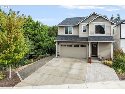 138 S 7th St, Carlton, OR, 97111-9138 | Card Image