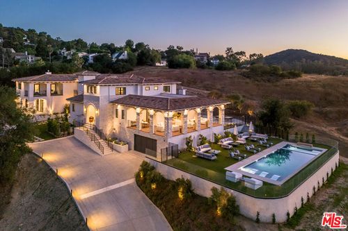 23614 1/2 Dry Canyon Cold Creek Rd, Calabasas, CA, 91302-2081 | Card Image