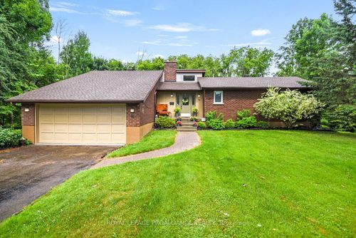 16 Willow Dr, Augusta, ON, K0E0A4 | Card Image