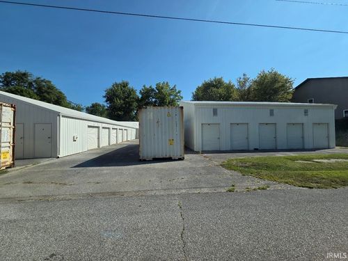 203 N 5th St, Petersburg, IN, 47567-1205 | Card Image