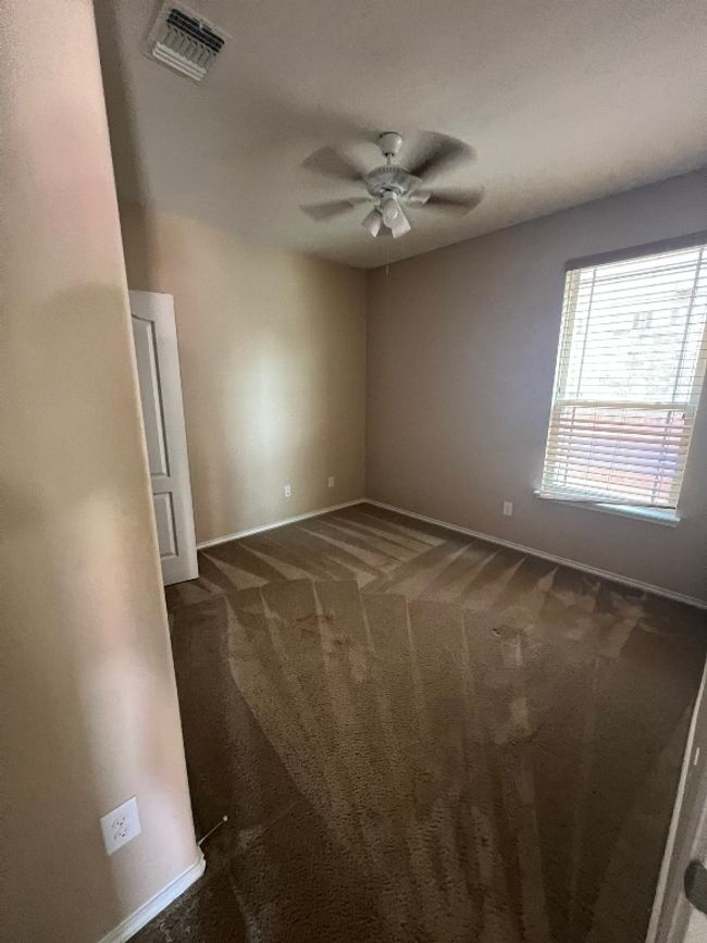 330 Grand Junction Trl, House other with 3 bedrooms, 2 bathrooms and null parking in Georgetown TX | Image 13