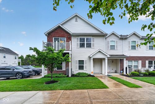 100-12135 Scoria Dr, Fishers, IN, 46038-5470 | Card Image