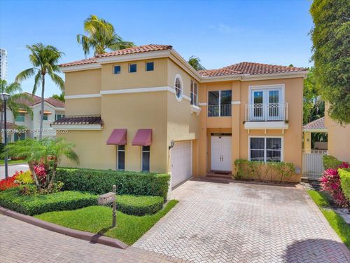 3728 Ne 208th Ter, Aventura, FL, 33180-3858 | Card Image