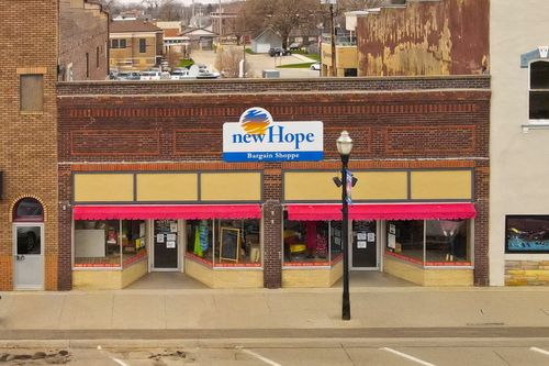 106 N Wilson Ave, Jefferson, IA, 50129-2116 | Card Image