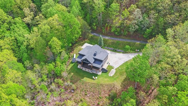 433 Hawkeye Trl, Home with 3 bedrooms, 3 bathrooms and null parking in Marble NC | Image 65