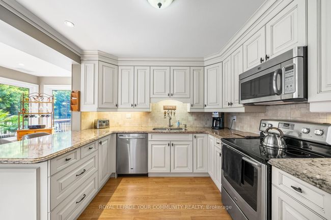 48 Lanewood Dr, House other with 4 bedrooms, 4 bathrooms and 2 parking in Aurora ON | Image 13