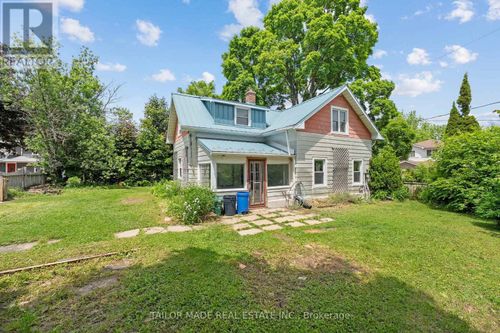 18 Amanda St, Orangeville, ON, L9W2K2 | Card Image