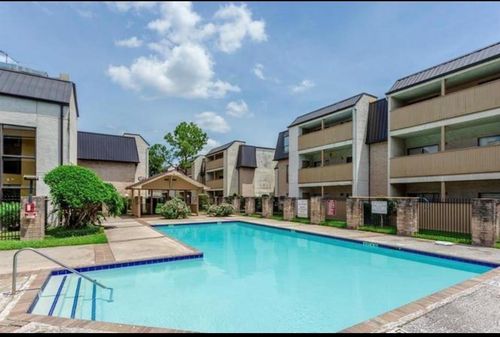 25-8529 Hearth Dr, Houston, TX, 77054-2608 | Card Image