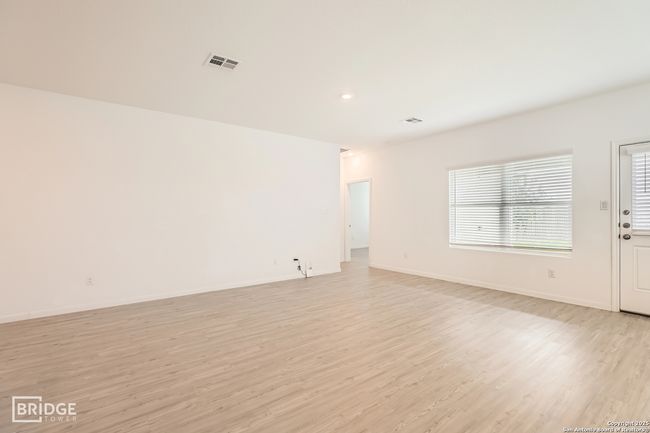 1212 Treehouse Ln, House other with 3 bedrooms, 2 bathrooms and null parking in New Braunfels TX | Image 4