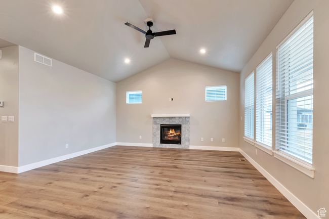 219 - 3240 W Oxford Loop, House other with 5 bedrooms, 3 bathrooms and 5 parking in Morgan UT | Image 9