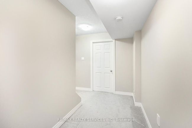 7 Mclaughlin Ave, House attached with 3 bedrooms, 3 bathrooms and 2 parking in Milton ON | Image 34