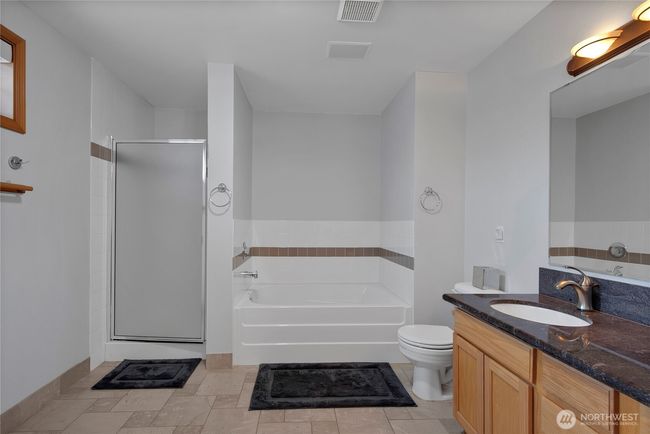5 piece ensuite bathroom | Image 17