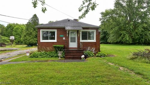 1212 State Route 7 Ne, Brookfield, OH, 44403 | Card Image