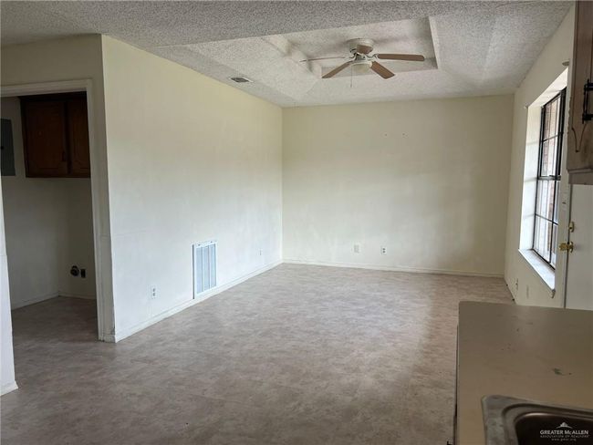 APT-5 - 207 Cougar St, Condo with 2 bedrooms, 1 bathrooms and 1 parking in San Juan TX | Image 7