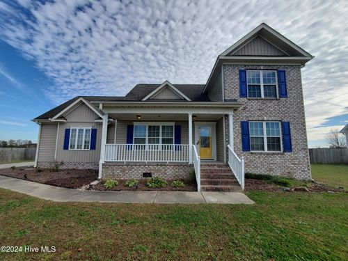 126 Brookside Way, Pikeville, NC, 27863 | Card Image