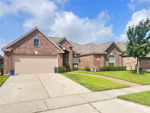 7509 Vaquero Dr, Corpus Christi, TX, 78414-5768 | Card Image