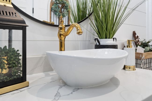 Quartz countertops throughout the house | Image 88