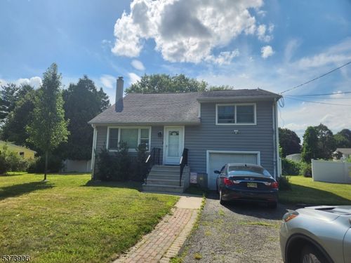 827 Limecrest Rd, Newton, NJ, 07860-8807 | Card Image