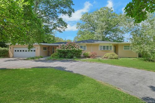 130 Apple Lane Drive, Middletown, NY, 10940 | Card Image