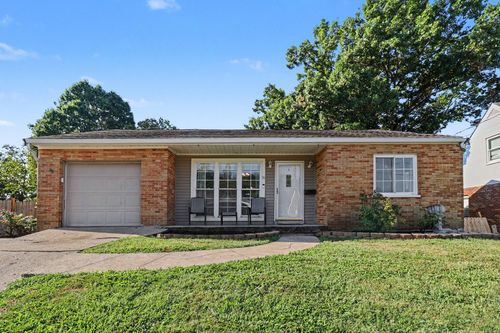 16 W Ridge Pl, Newport, KY, 41071-2633 | Card Image