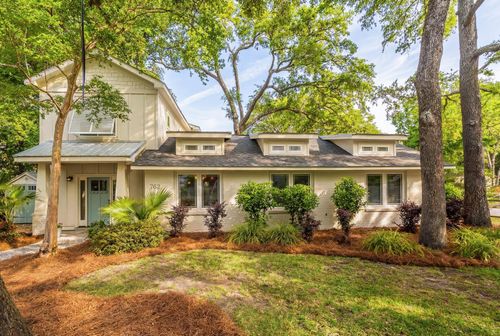 762 Mccants Dr, Mount Pleasant, SC, 29464-4865 | Card Image