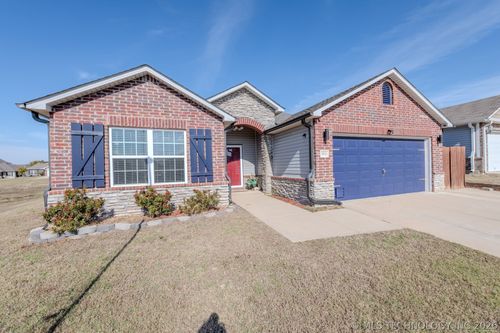 5811 E 146th Pl S, Bixby, OK, 74008-8070 | Card Image