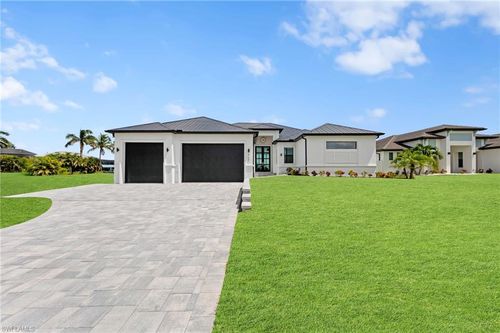 4201 Gulfstream Pkwy, Cape Coral, FL, 33993-9544 | Card Image
