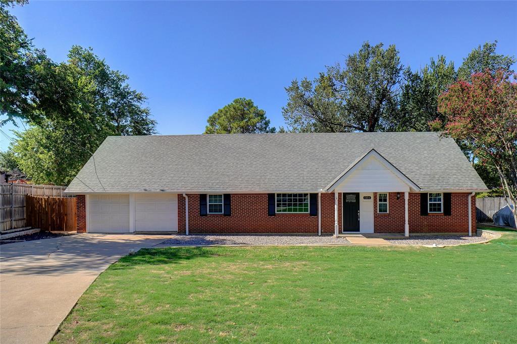 Shady Pine Ct, Bedford, TX 76021