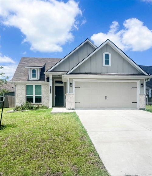 2035 Theresa Dr, Bryan, TX, 77807-1528 | Card Image