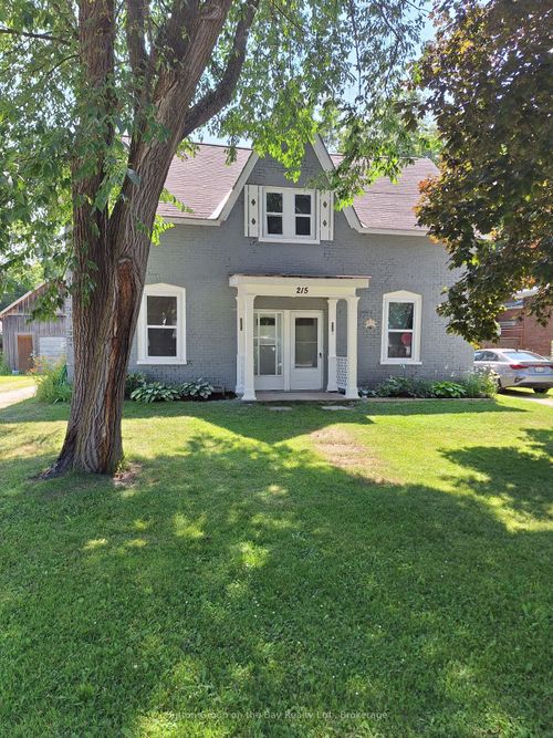 215 Cedar St, Clearview, ON, L0M1S0 | Card Image