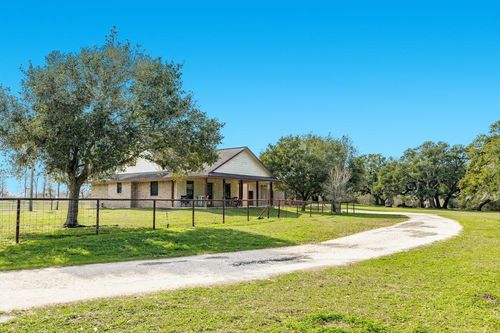 322 County Road 467, West Columbia, TX, 77486-9255 | Card Image