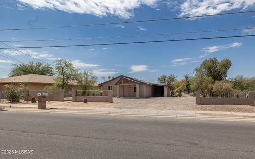 623 W Thurber Rd, Tucson, AZ, 85705-3444 | Card Image