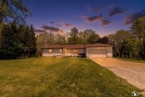 11000 Summerfield Rd, Temperance, MI, 48182-9766 | Card Image