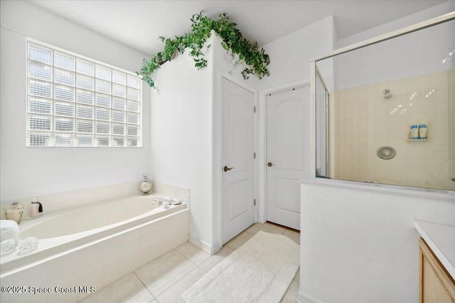 984 Wimbledon Dr, House other with 3 bedrooms, 2 bathrooms and null parking in Melbourne FL | Image 17