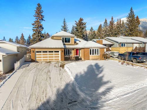 247 Grizzly Crescent, Canmore, AB, T1W1B8 | Card Image