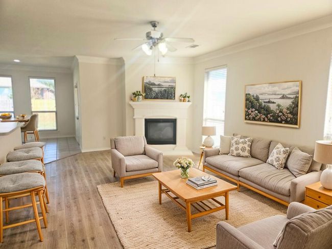 virtually staged living | Image 4