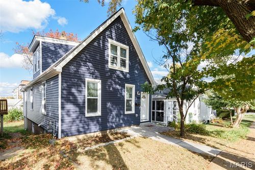 5835 Victoria Ave, Saint Louis, MO, 63110-1830 | Card Image
