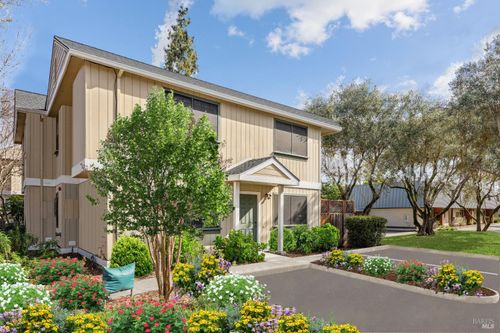 366 Piper St, Healdsburg, CA, 95448-3912 | Card Image