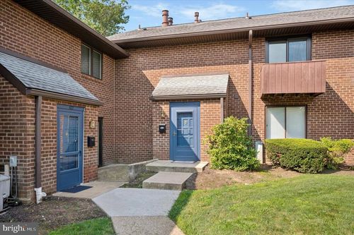 625-625 Village Heritage, ARDMORE, PA, 19003 | Card Image