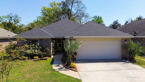 1304 Majesty Loop, Foley, AL, 36535-1596 | Card Image